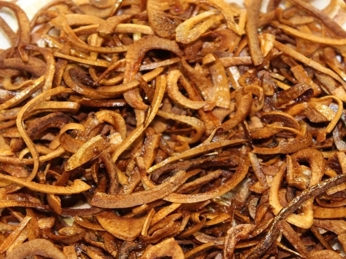 بصل محمر مقرمش