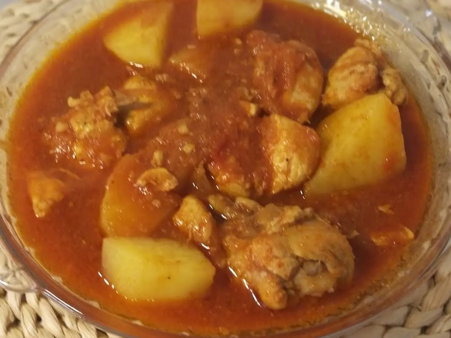 ايدام دجاج مع بطاطس