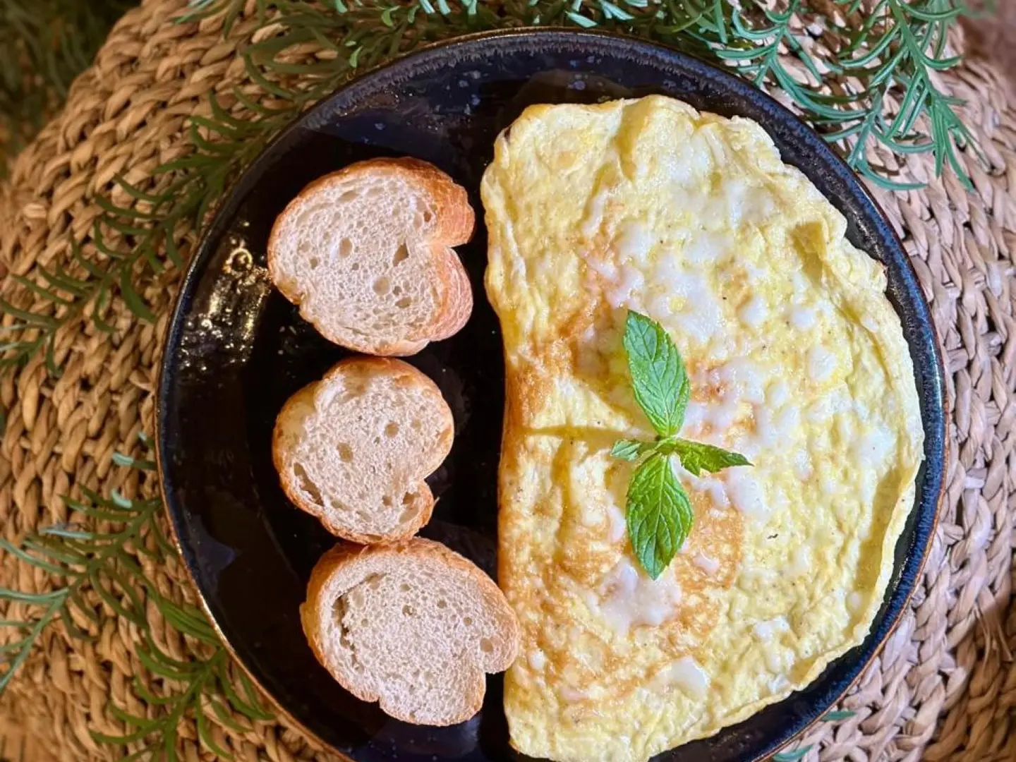 Omlette Three Cheeses