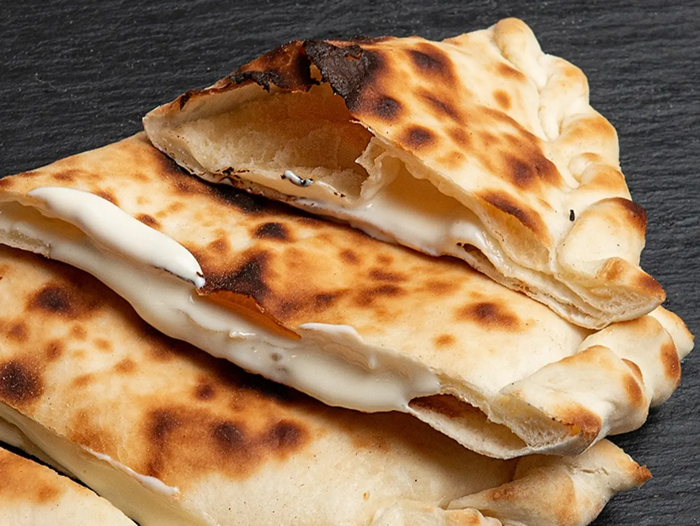 فطيرة جبن سائل