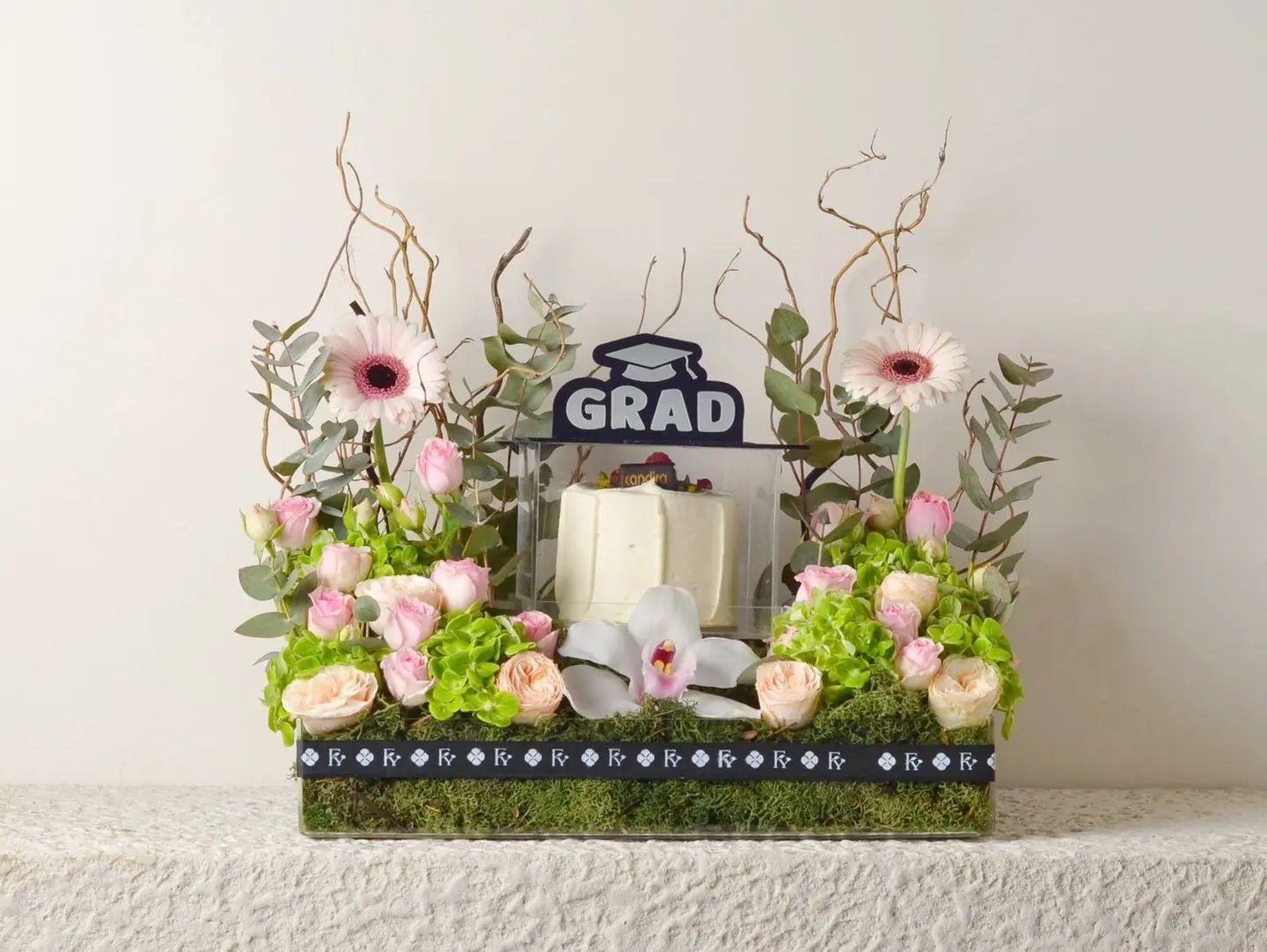 Graduation Cake And Flower