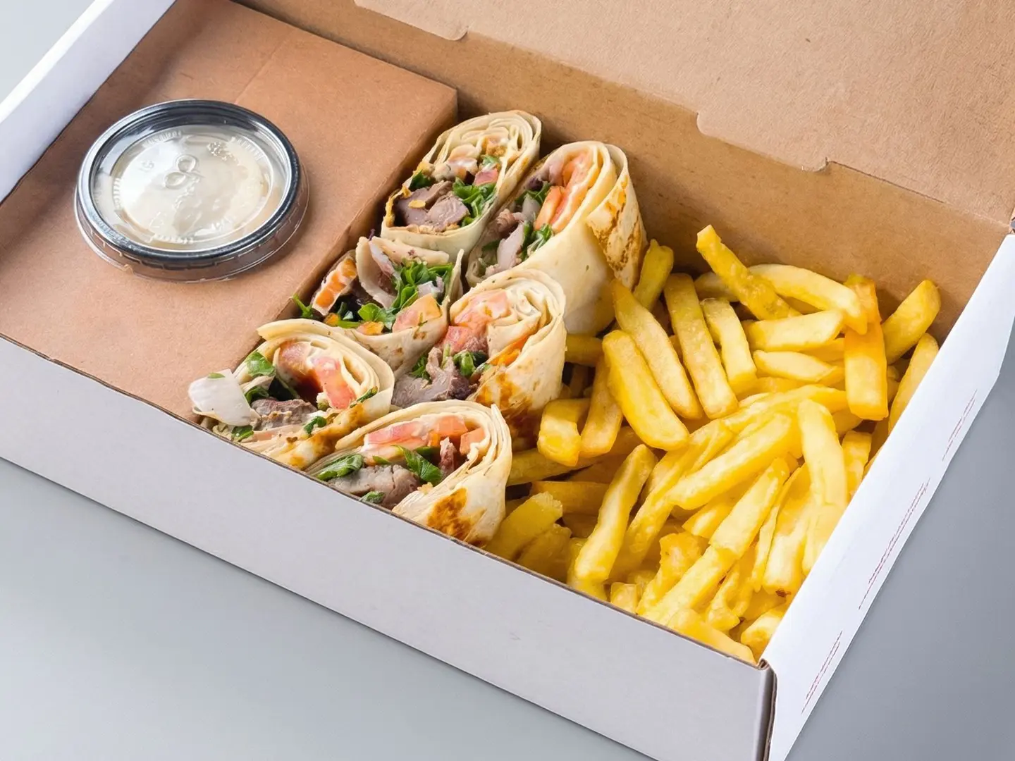 Meat Awsal Saj Meal With Drink