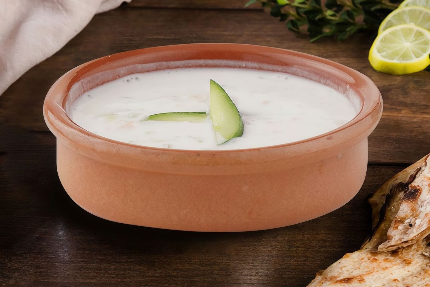 سلطة لبن