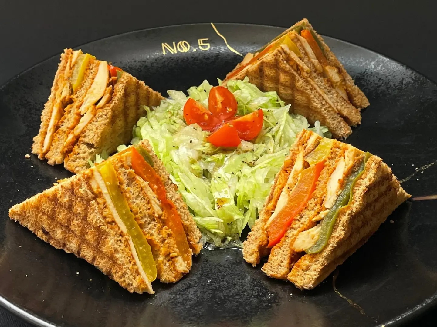 الدجاج بالكاجون