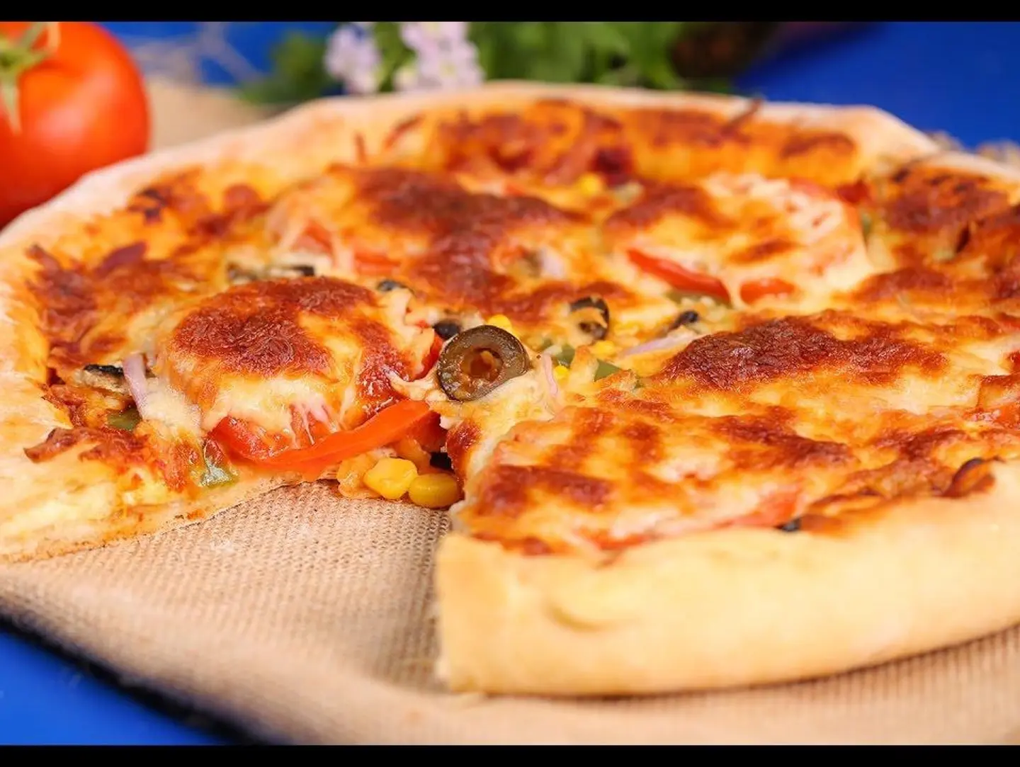 Small Cheese Crust Pizza With Kenza Drink