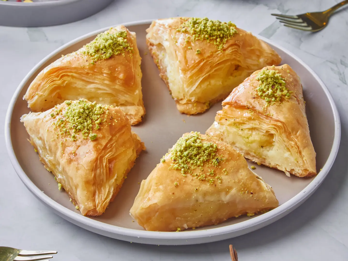 Warbat With Cream - 250 Gm