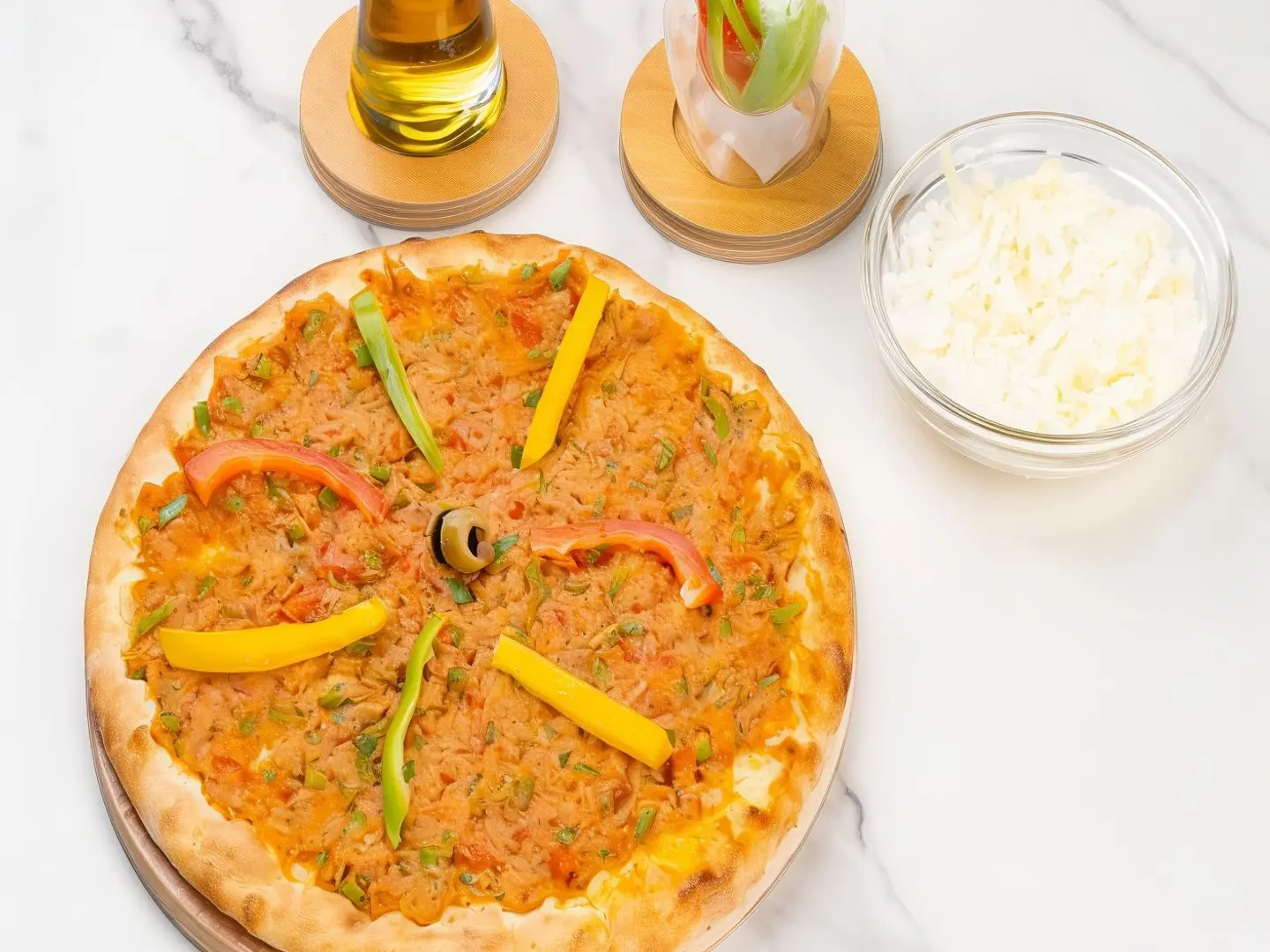 Medium Tuna Pizza