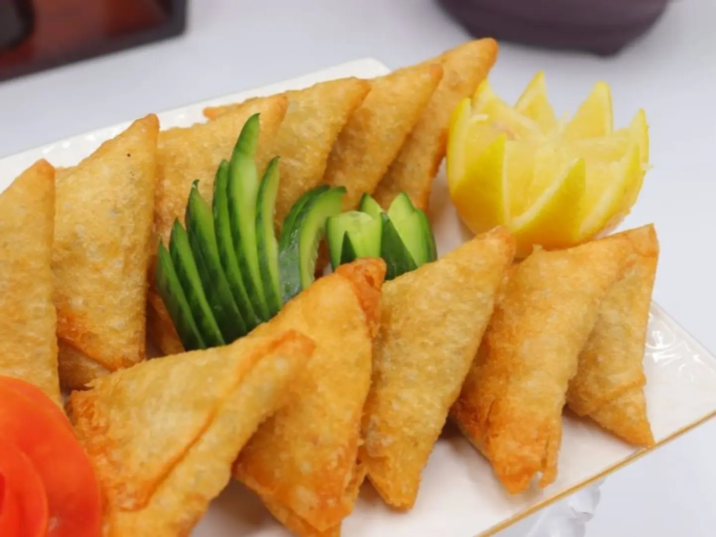 20 Chicken Samosa