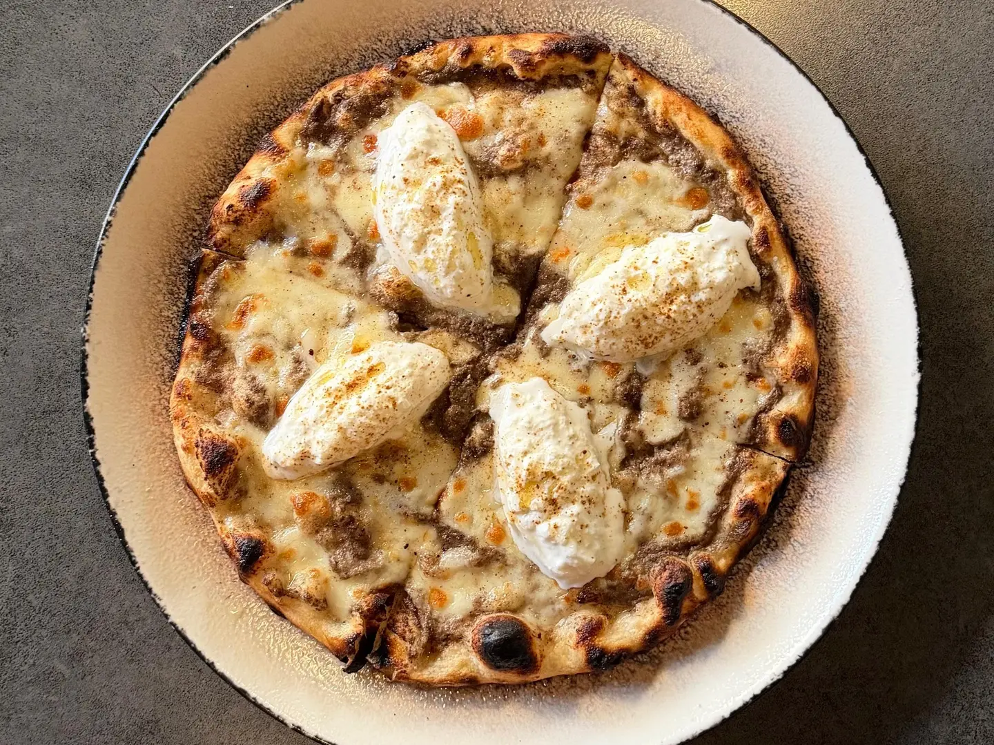 ترافل مشروم بوراتا