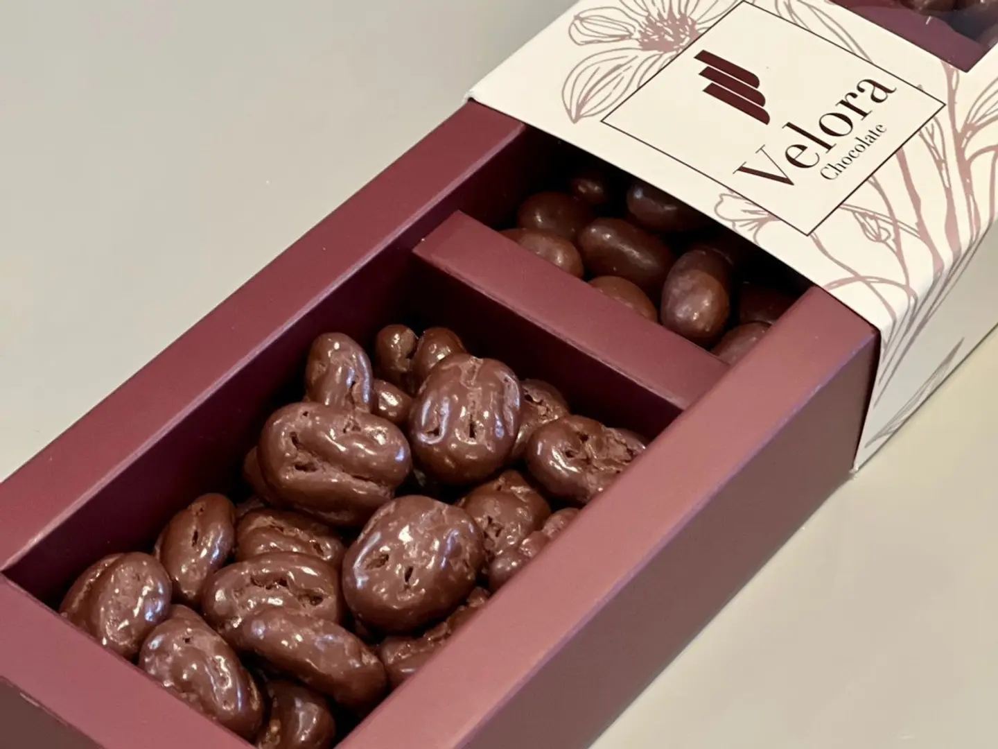 شوكولاتة فيلورا