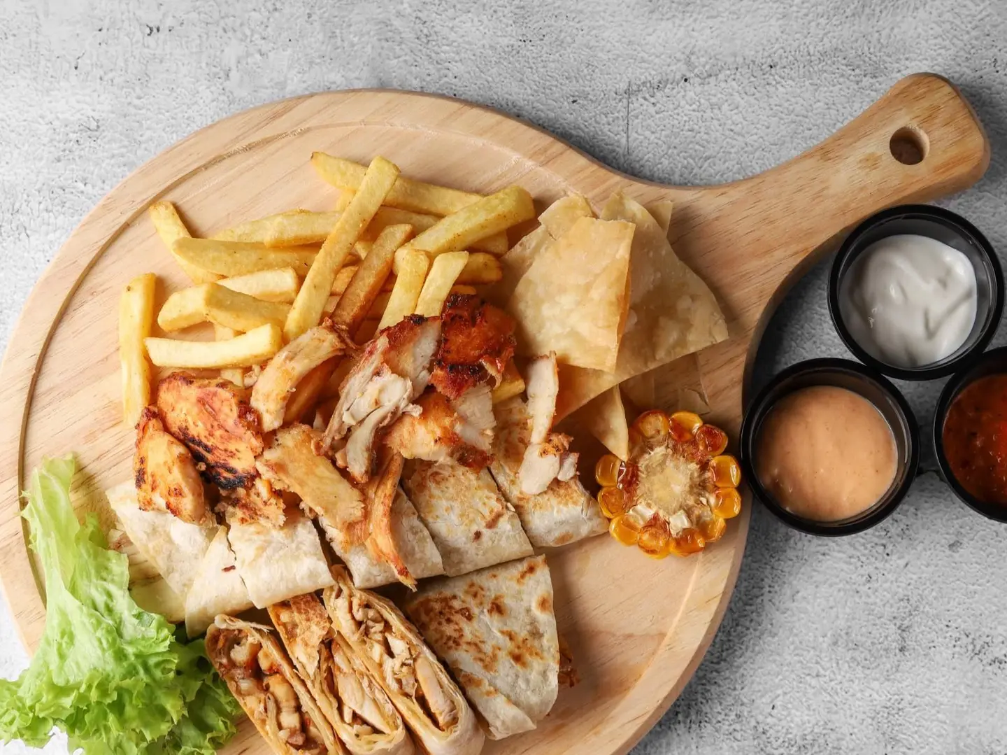 صحن شاورما عائلي -بدون جبن