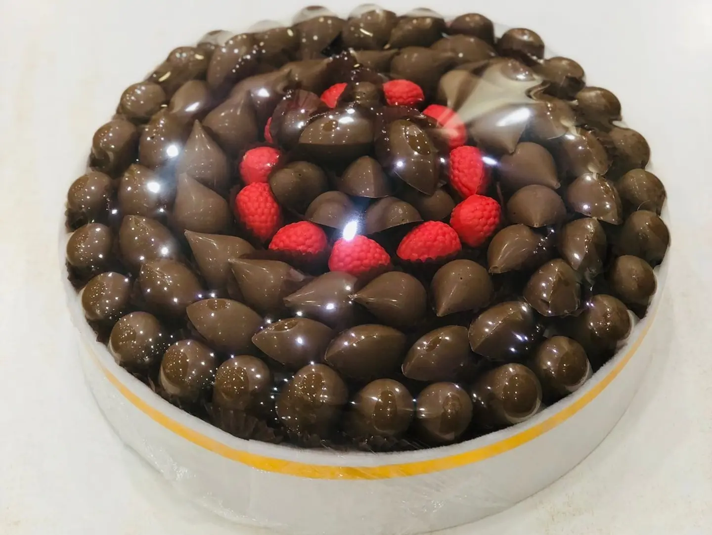 Round Chocolate Basket