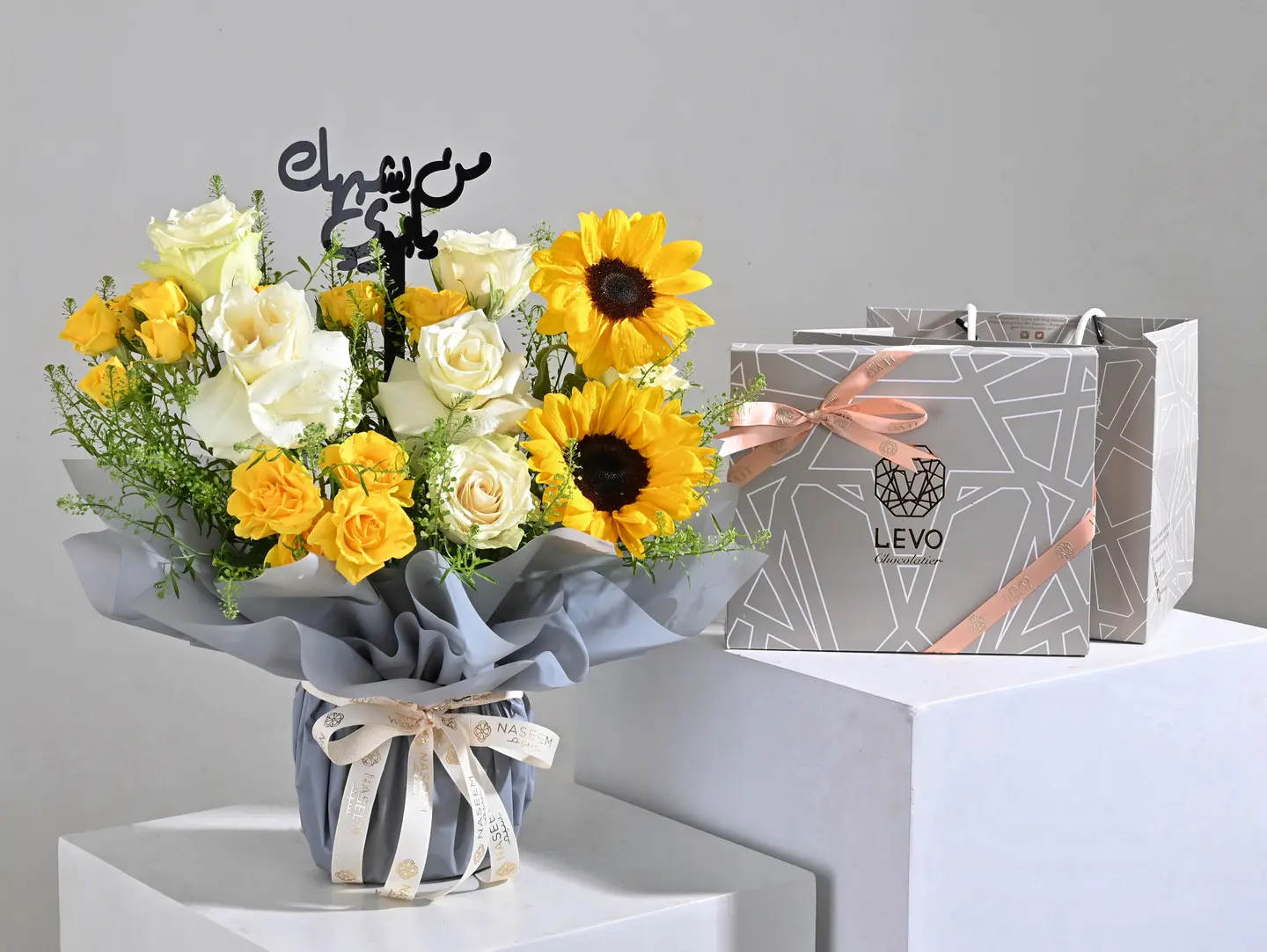 Fathers Gifts Chocolate With Flower Bouquet