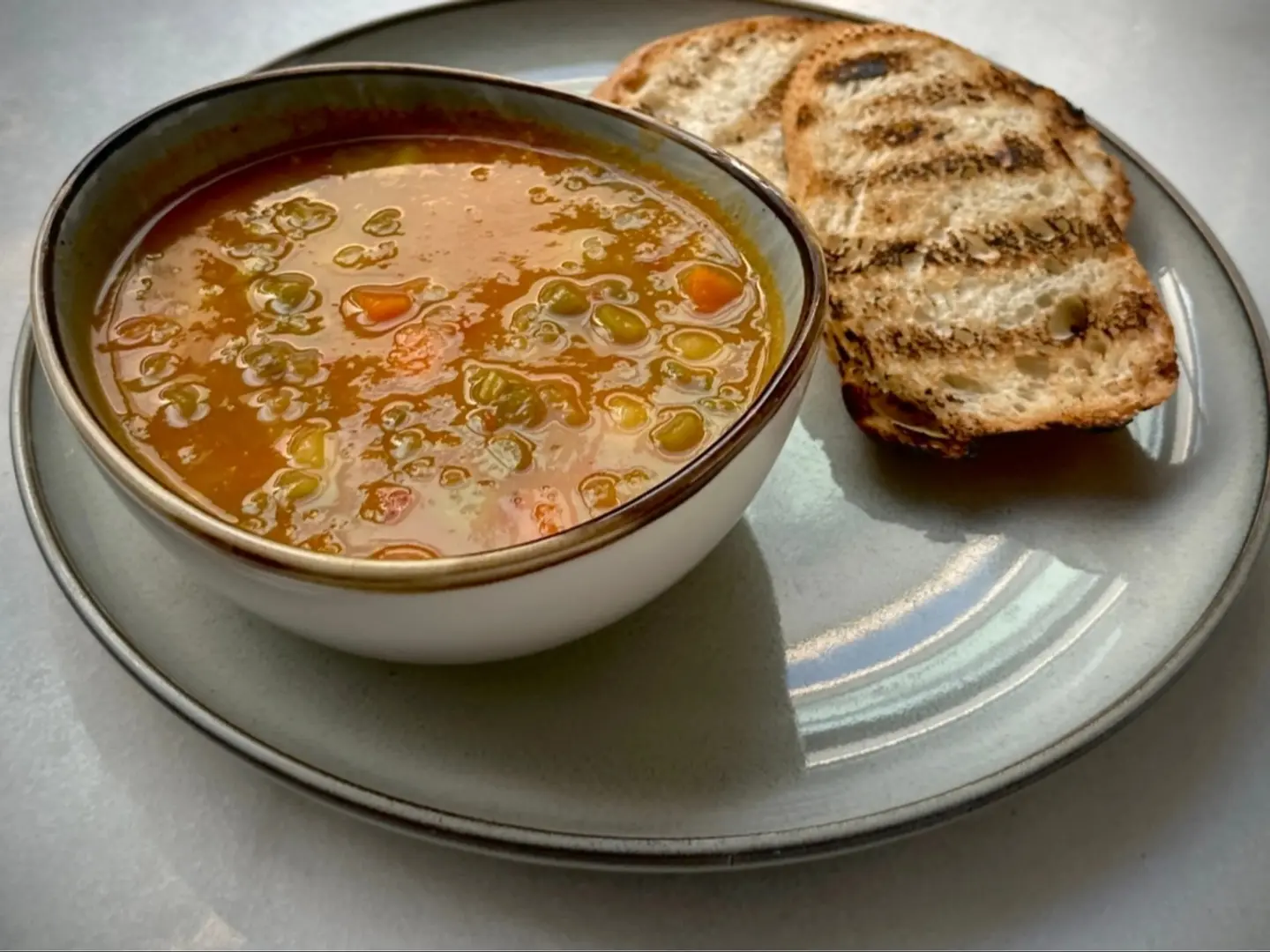 حساء مينستروني