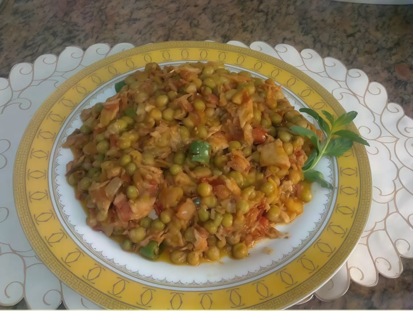 Peas With Tuna