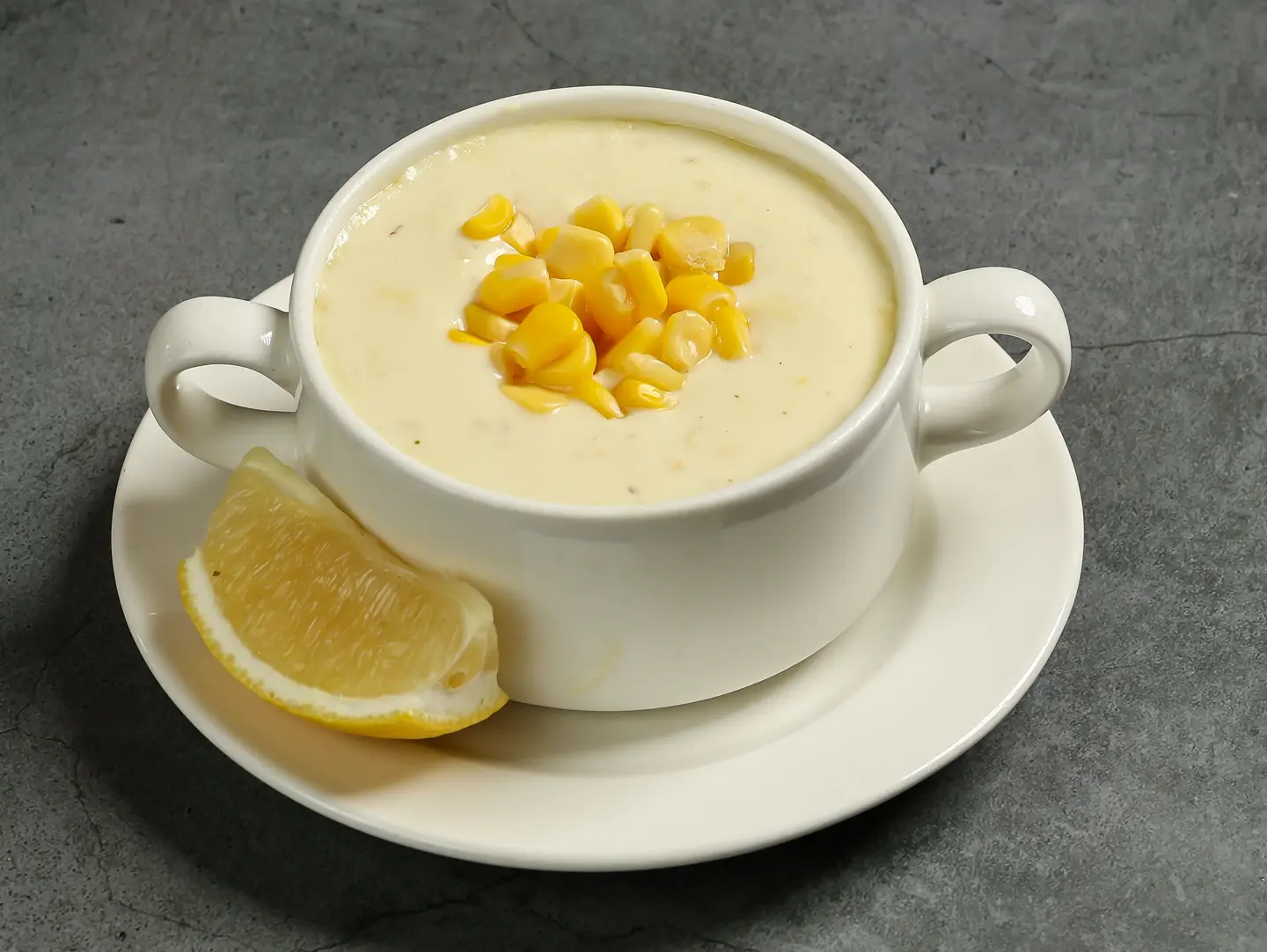 شوربة الذرة الحلوة و الدجاج