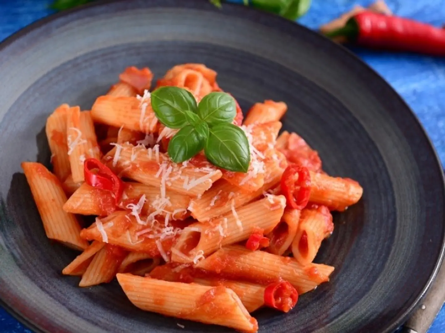 باستا بيني دجاج