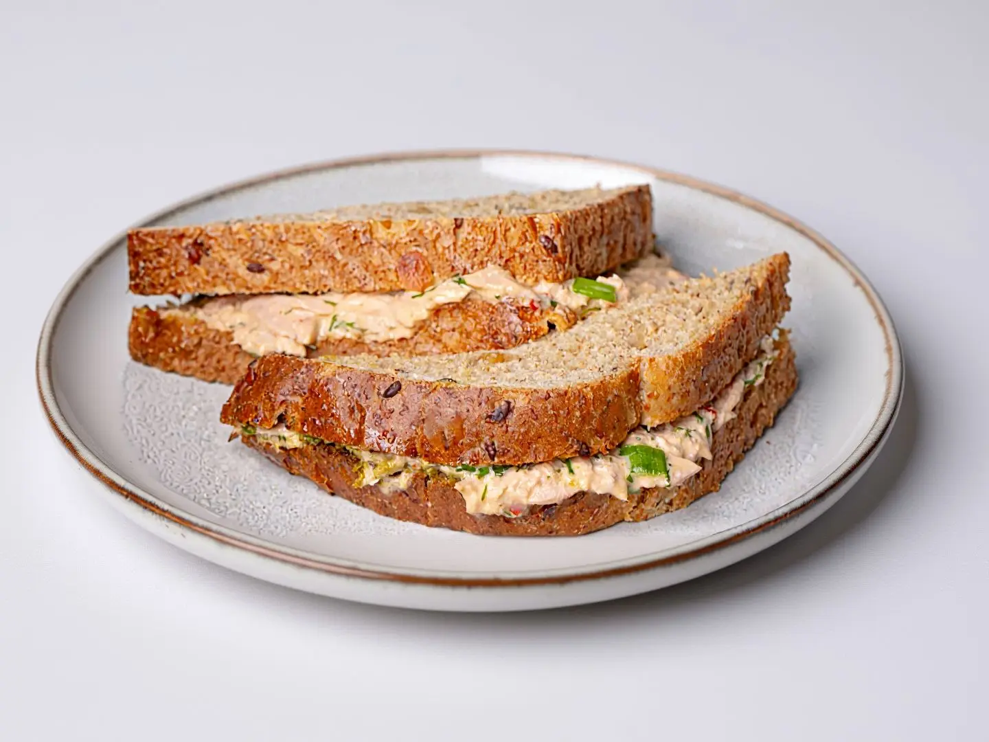 ساندويتش التونة