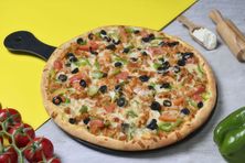 Liquid Cheese Pizza With Vegetables - Large