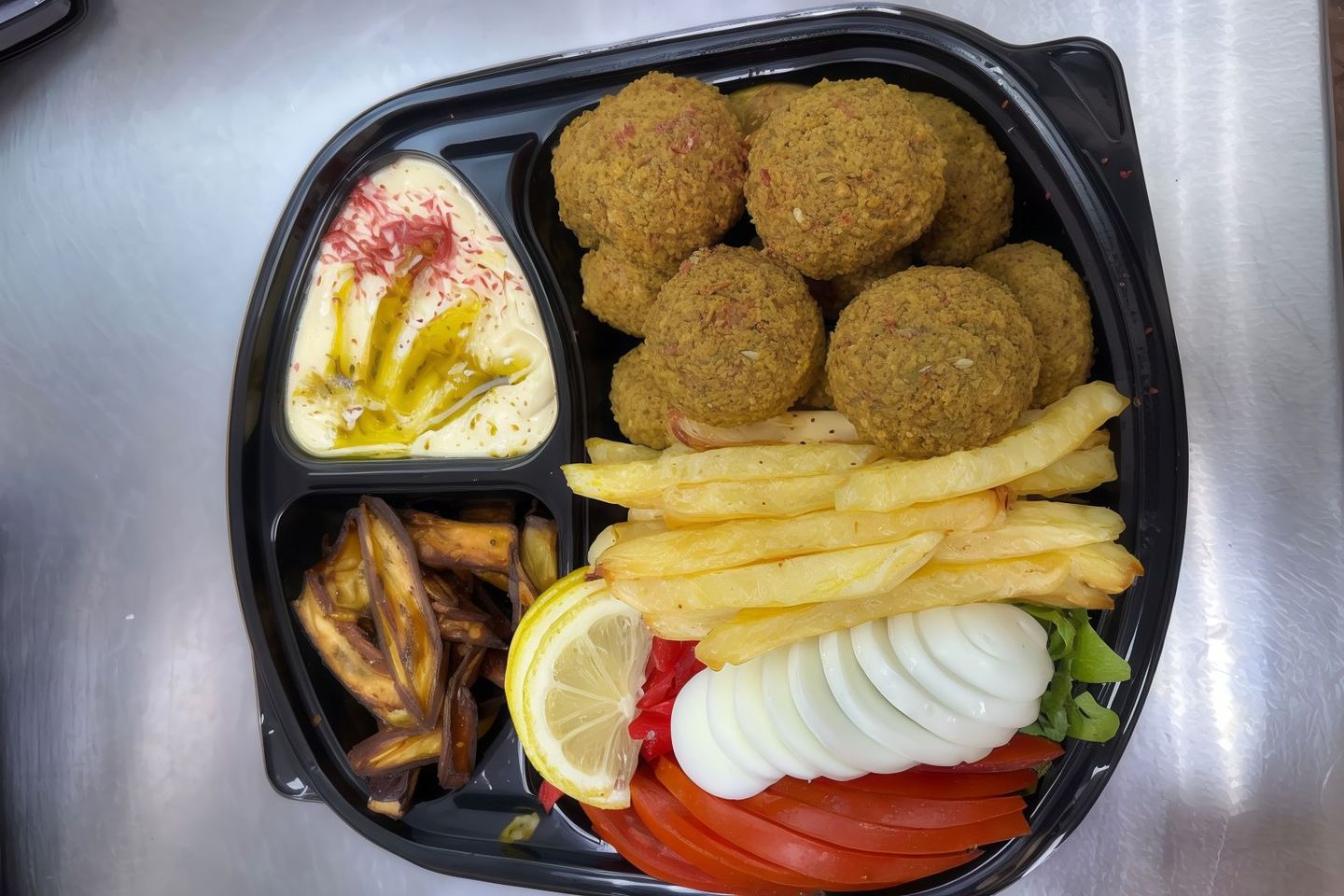 صحن فلافل مشكل صغير