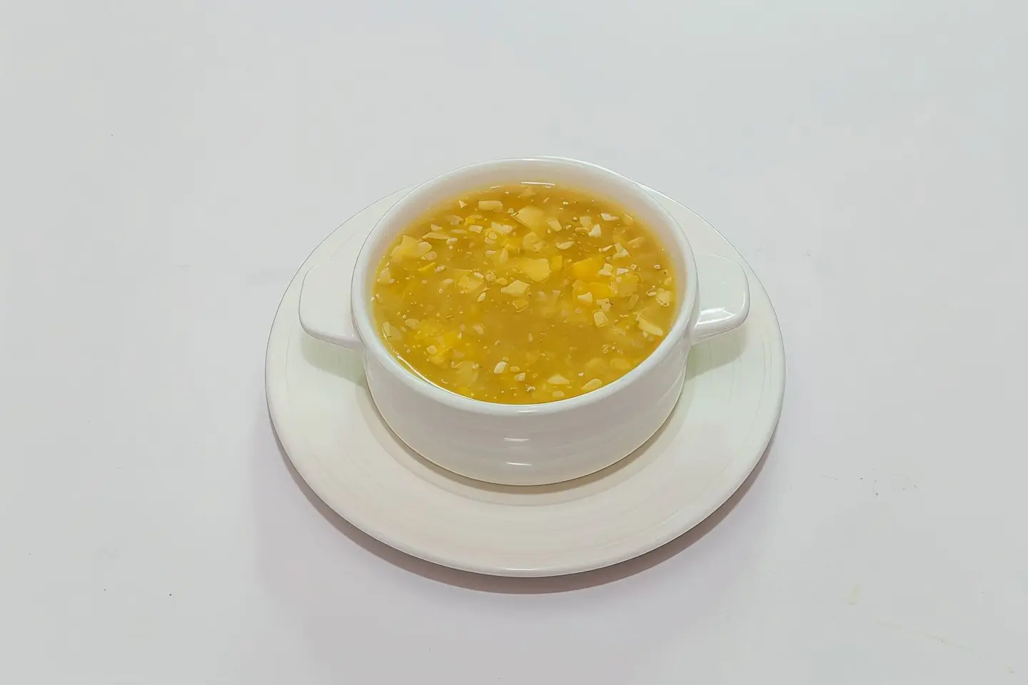 شوربة كريمة الدجاج مع الذرة