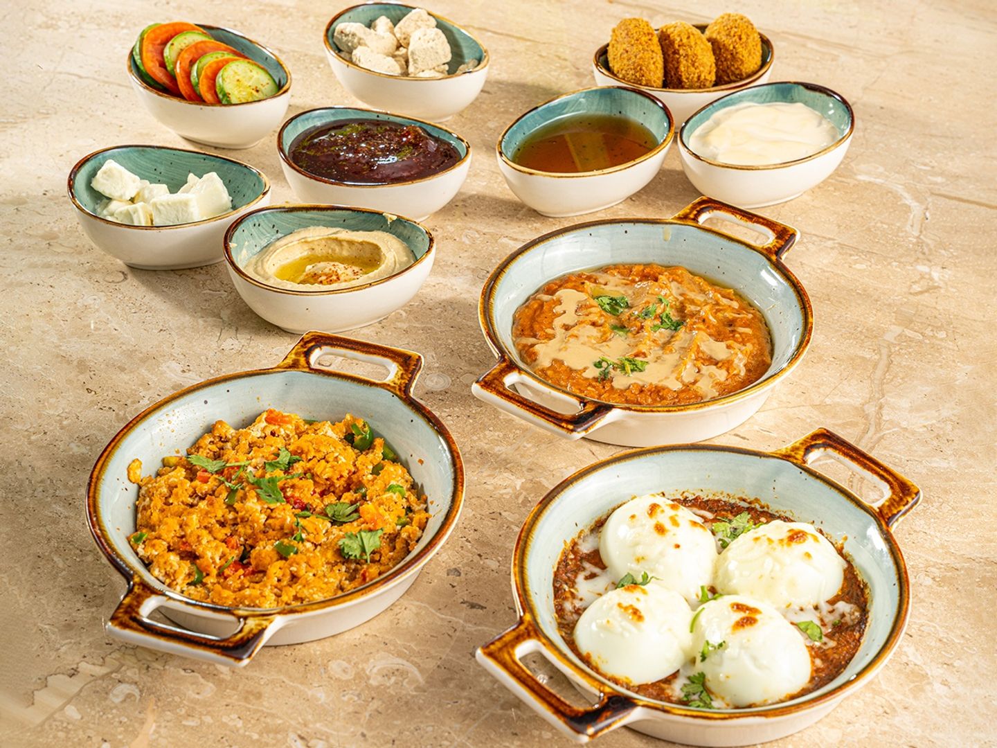 افطار اربع اشخاص