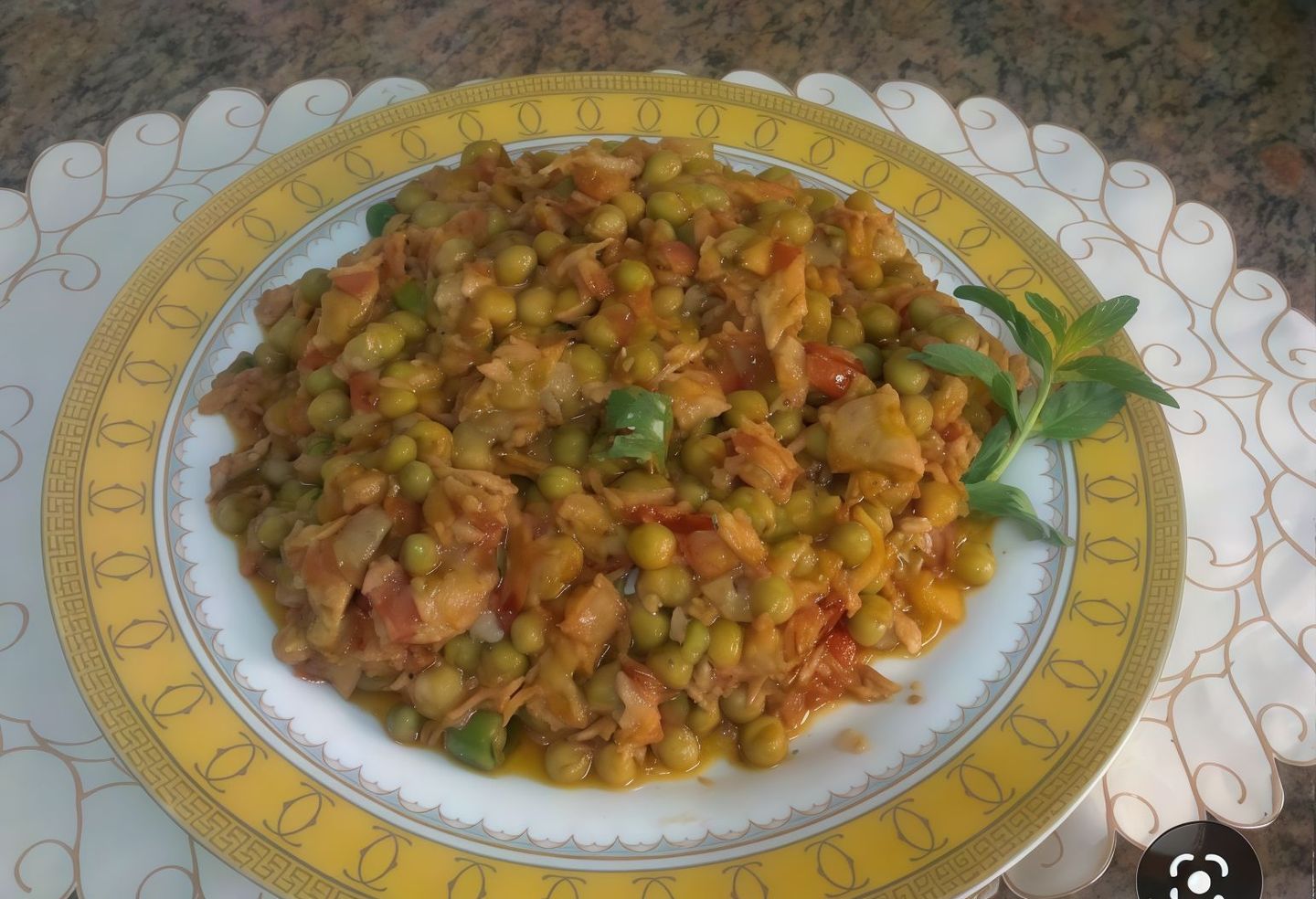Peas With Tuna