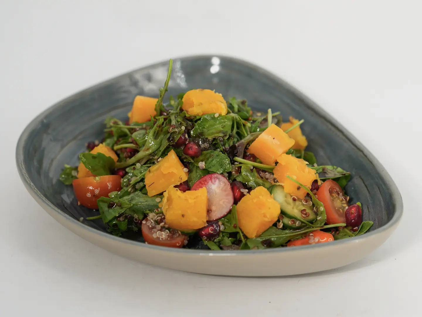 سلطة البطاطا بالكينوا