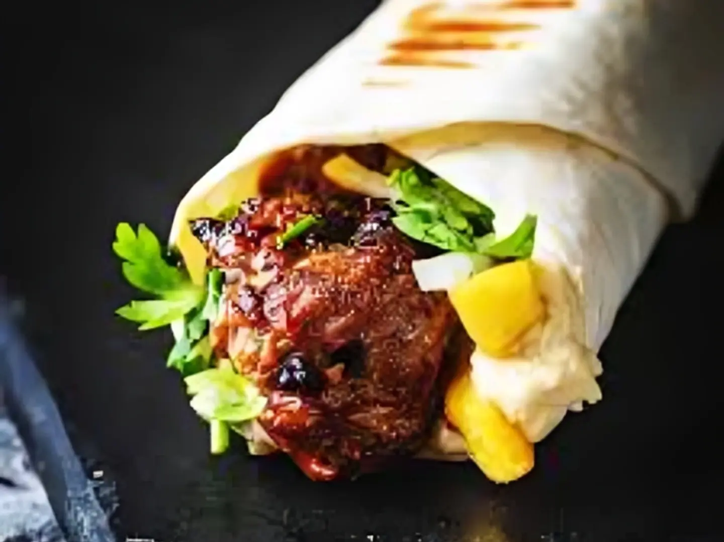 ساندوتش أوصال لحم