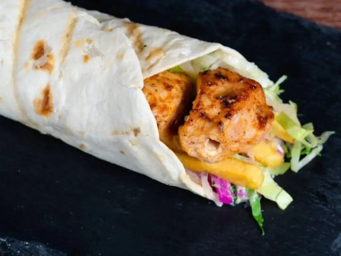 ساندوتش شيش طاووق