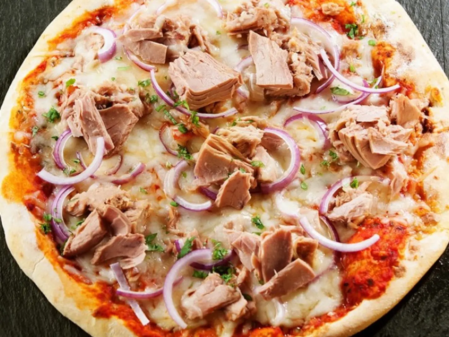 بيتزا تونة (كبير)