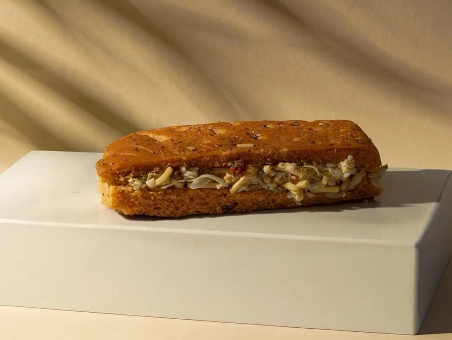 ساندوتش الأجبان الأربعة