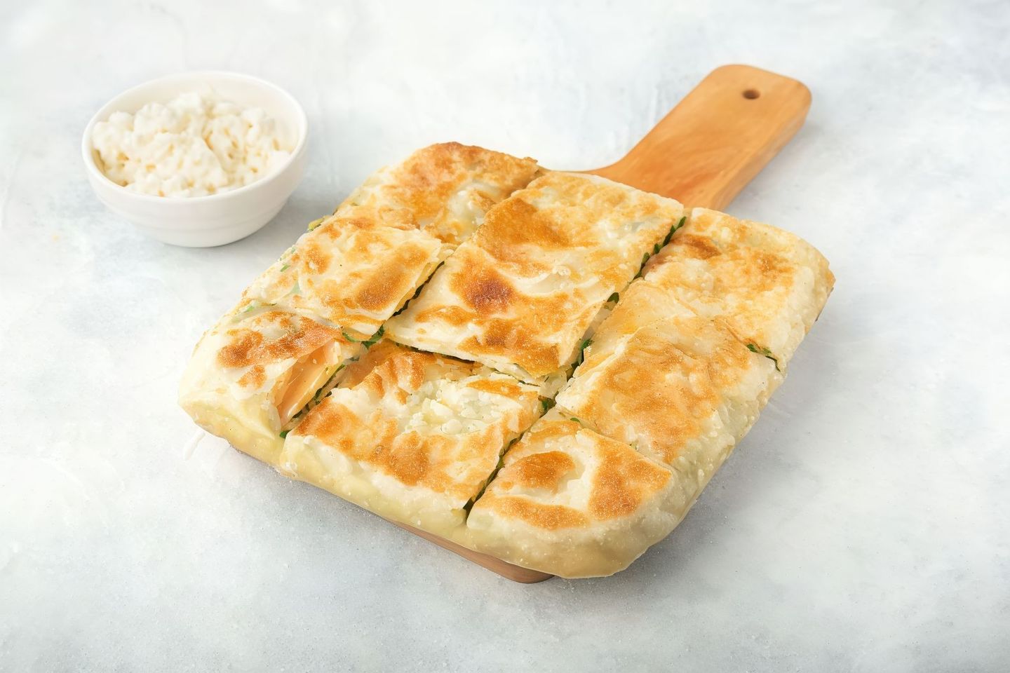 مطبق جبنة مالح