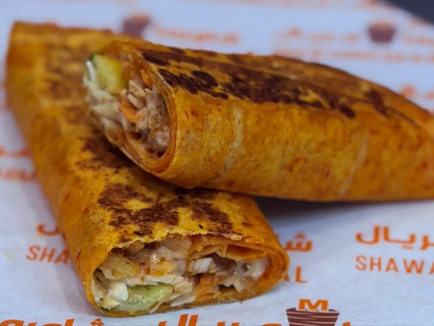 شاورما صاروخ خبز تركي محمر مقمر