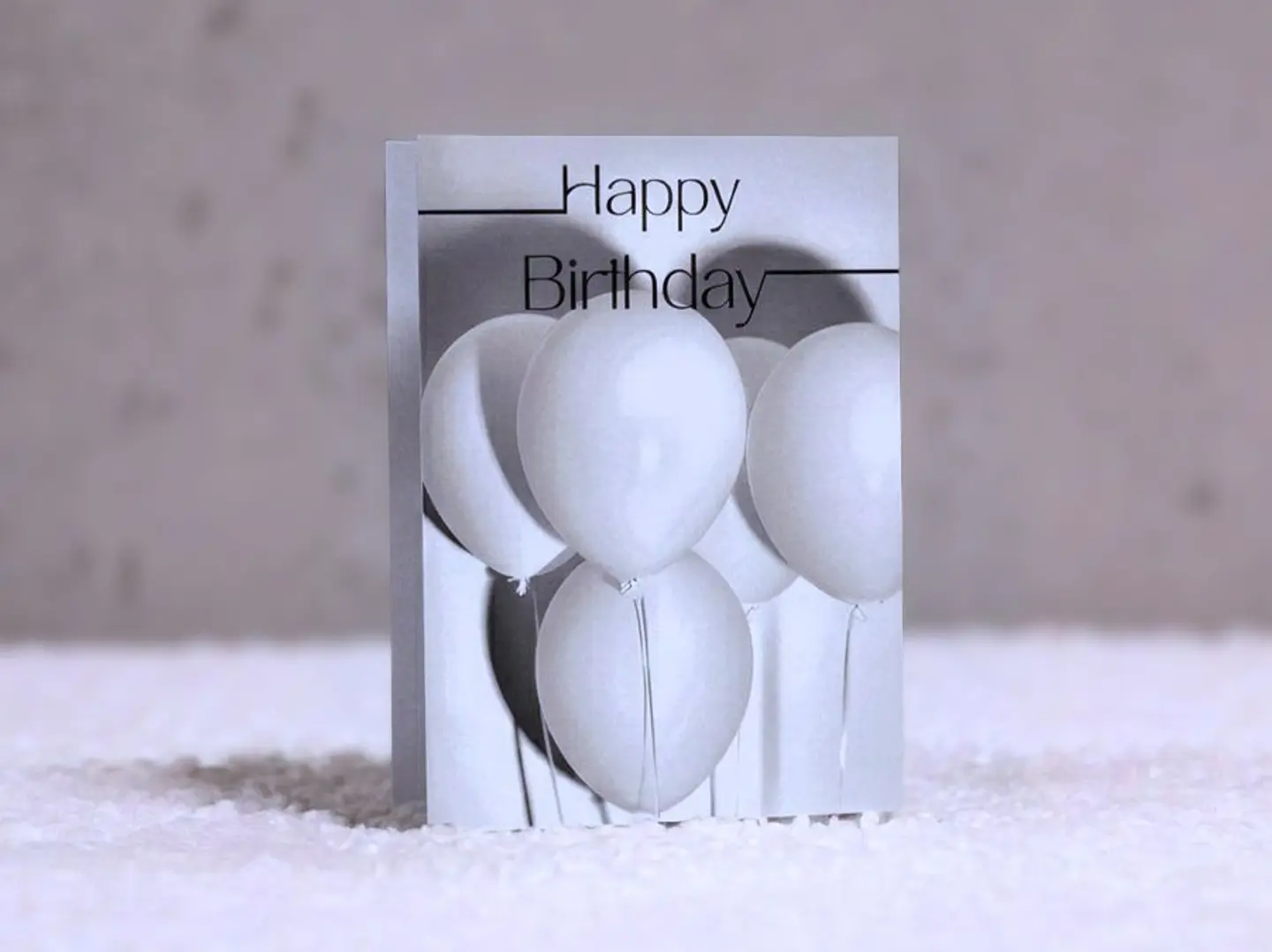 كرت عيد ميلاد بتصميم بالونات