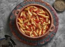 طاجن مكرونة باللحم