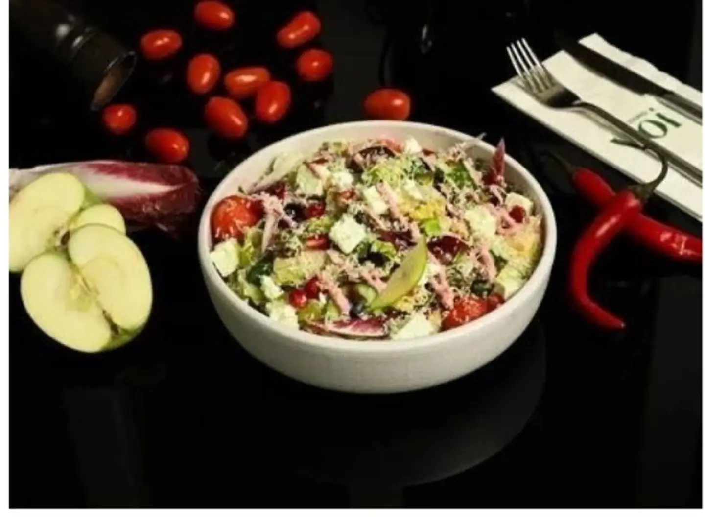 سلطة جبنة الفيتا والبطيخ