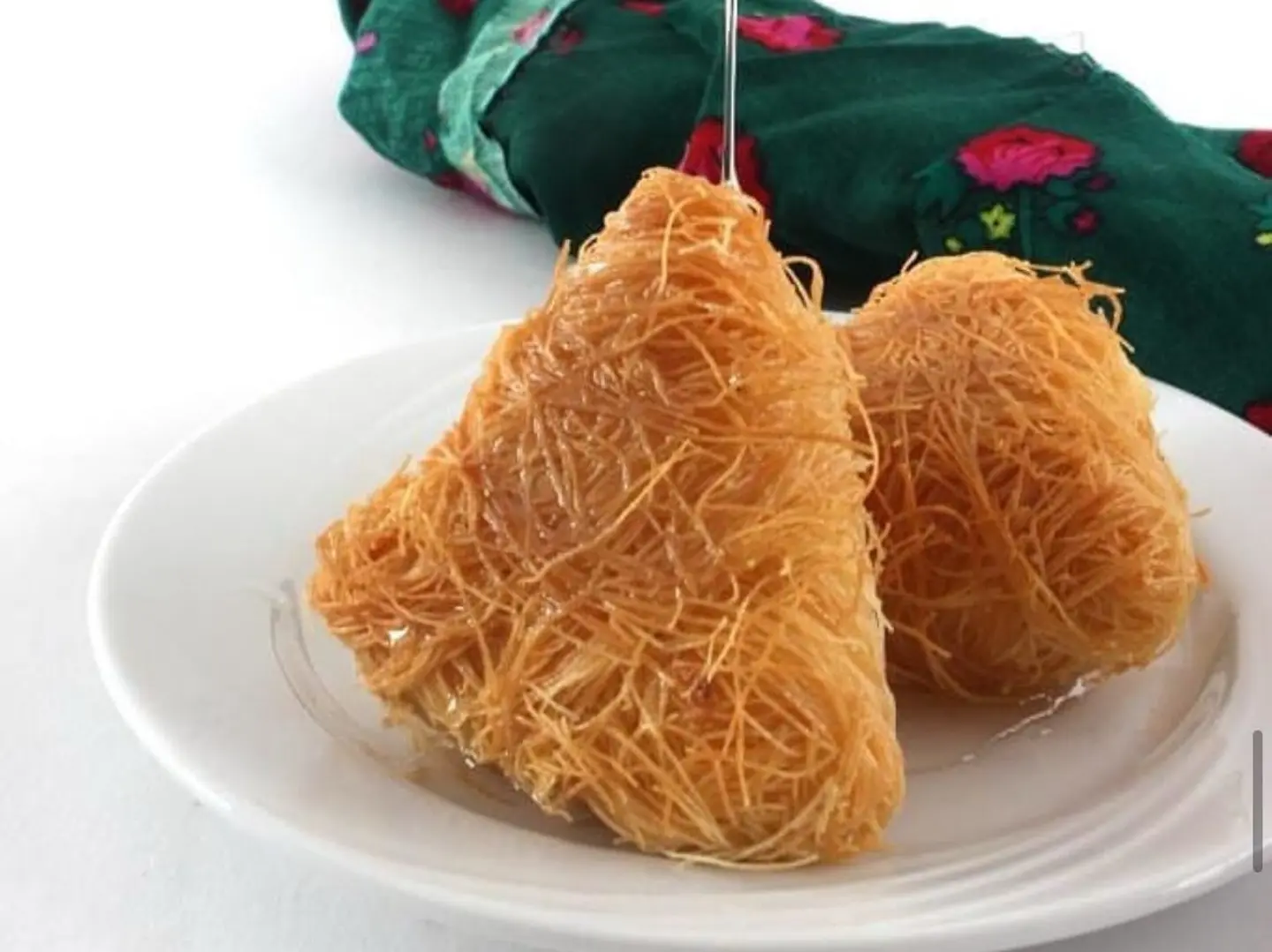 Faysaliat With Cream