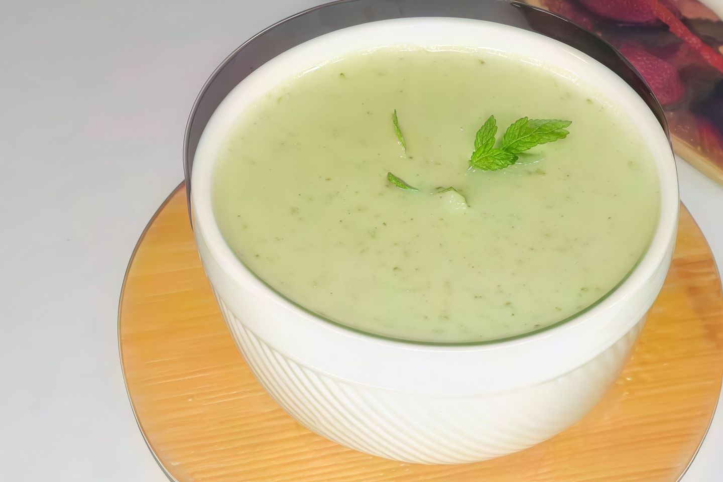 زبادي بالنعناع حار