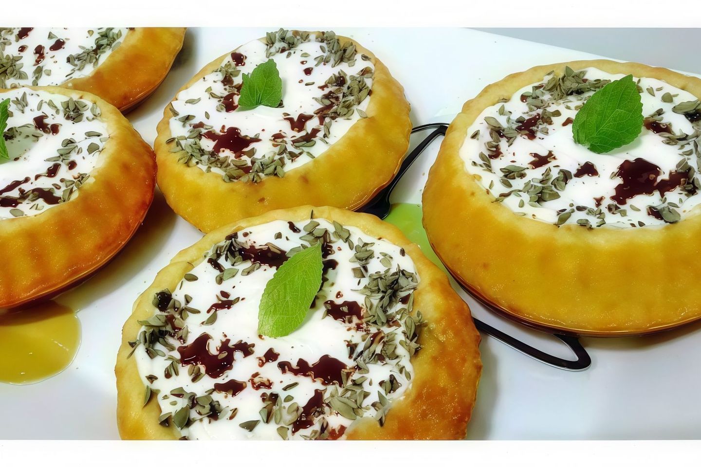 فطيرة لبنة بالتفاح