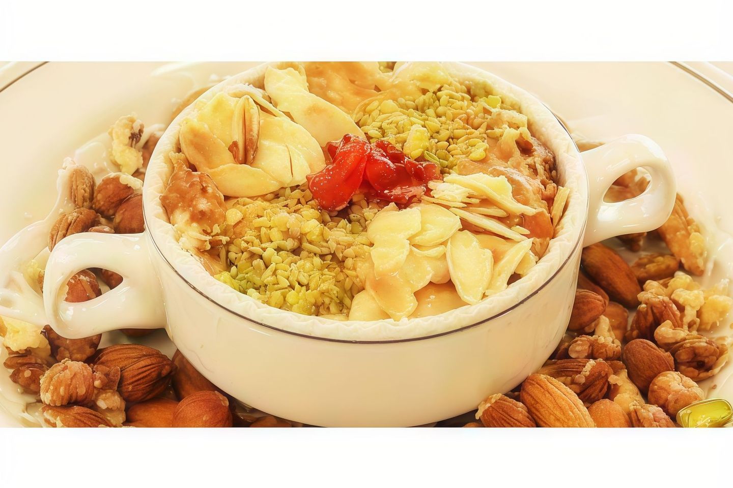 فطيرة لبنة بالمكسرات الحلوة - كبير
