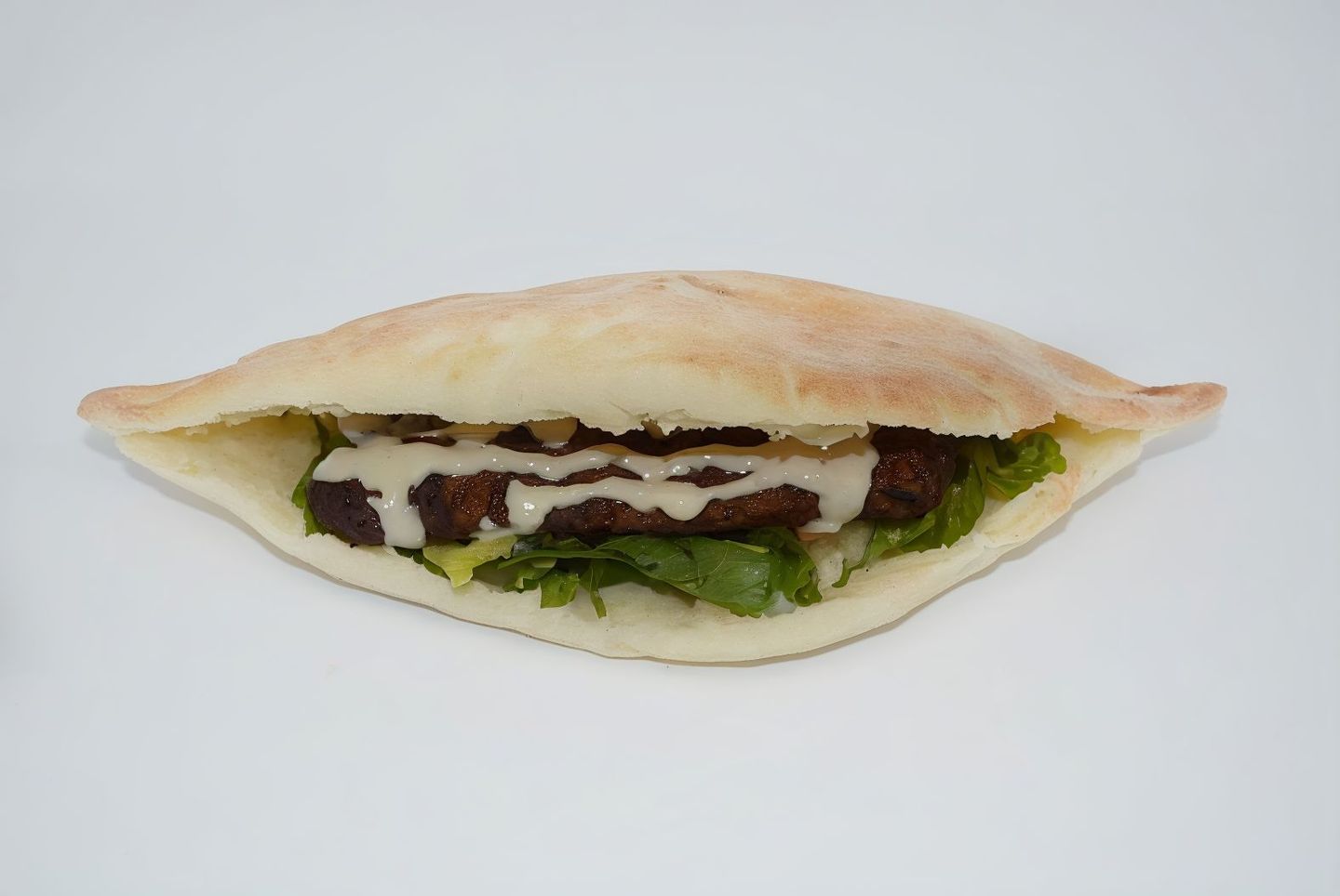 ساندويش  كباب لحم  بالخبز العراقي