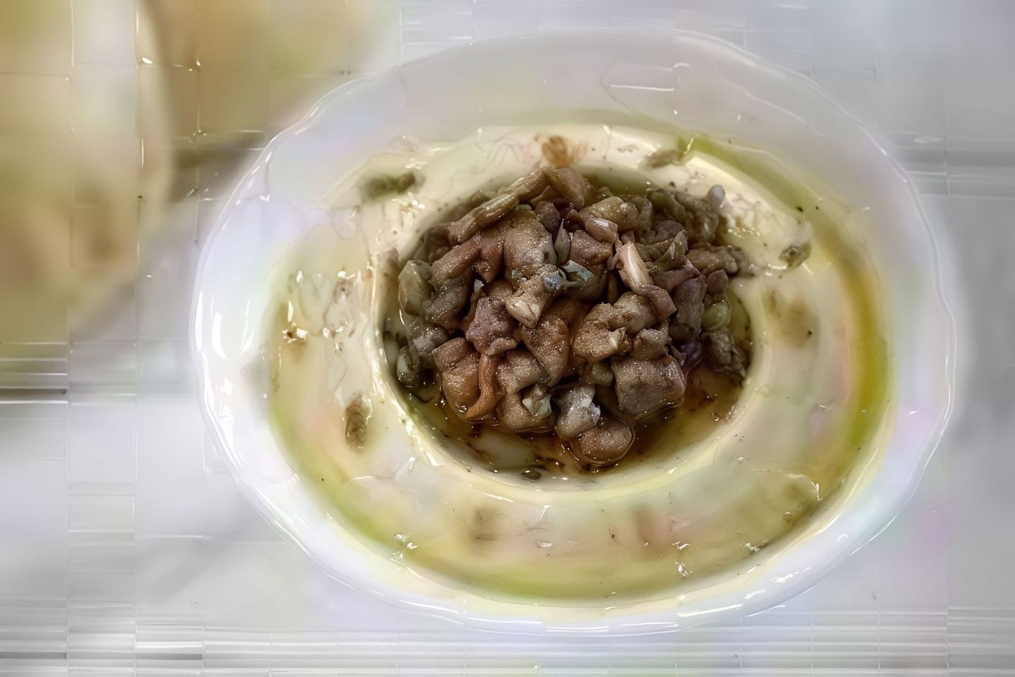 صحن حمص باللحم  - صغير