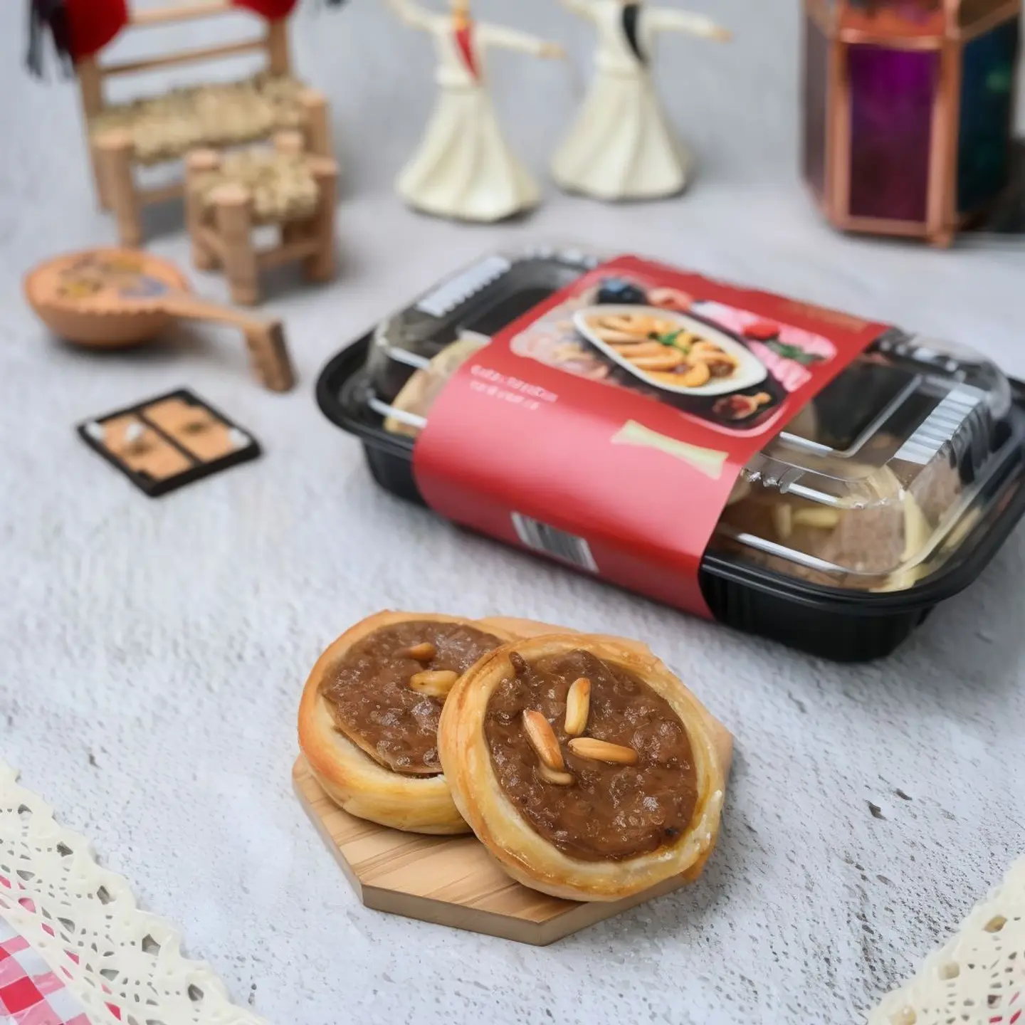 صفيحة مطفورة مفرزنة