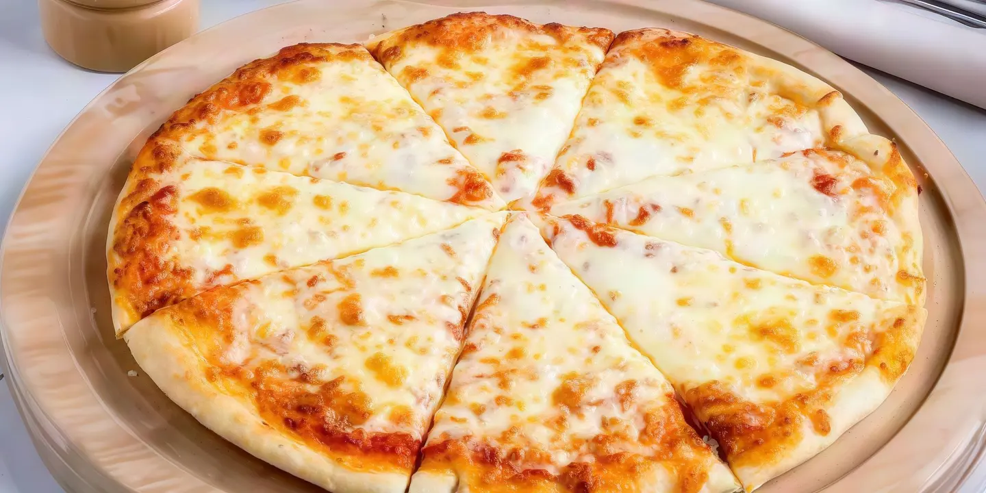 بيتزا جبن سادة