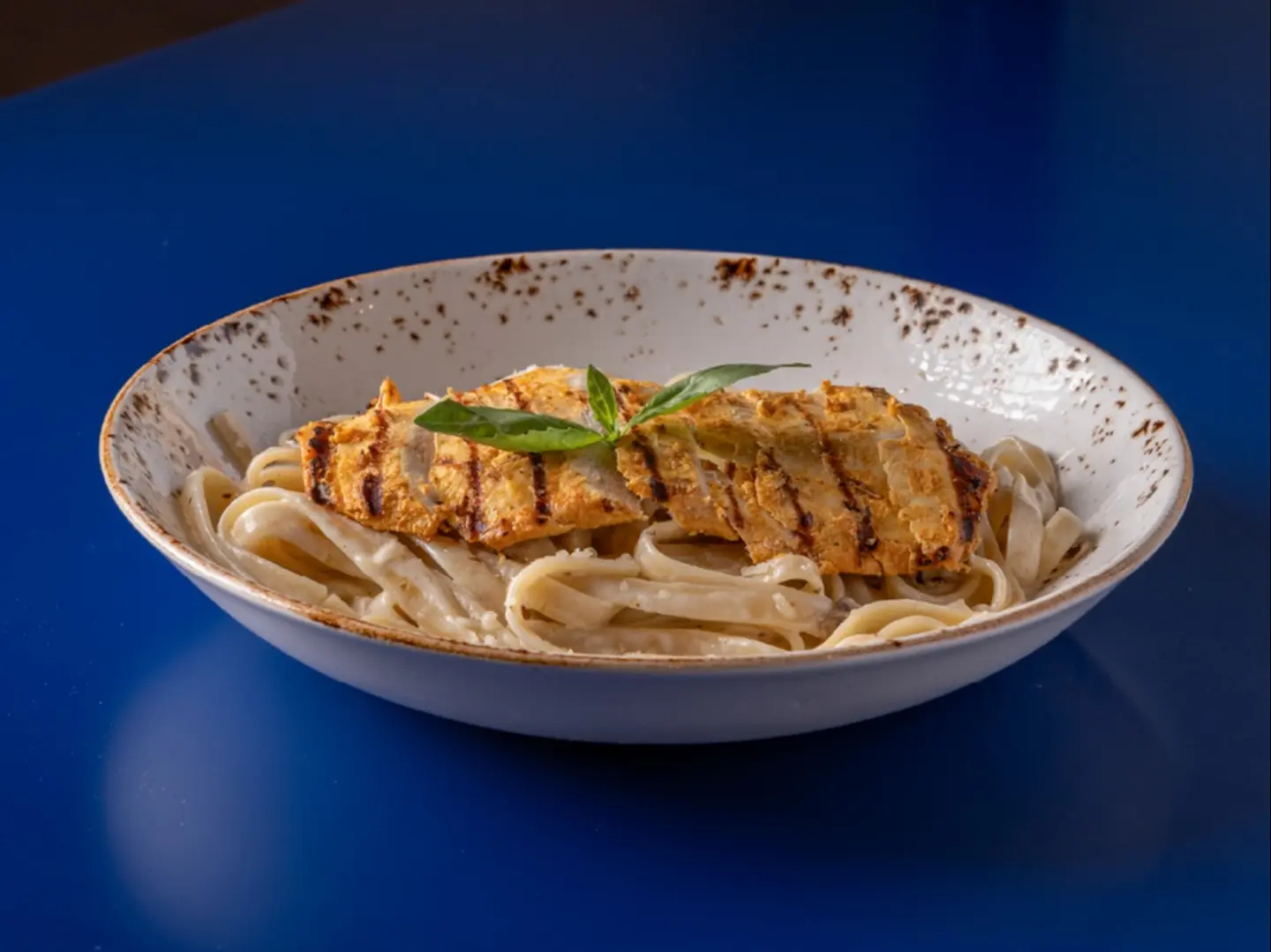 فيتوتشيني ألفريدو بالدجاج