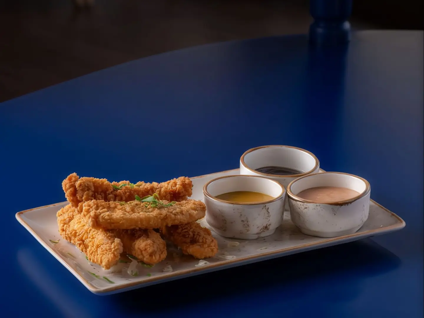 تريو تشيكن تندرز