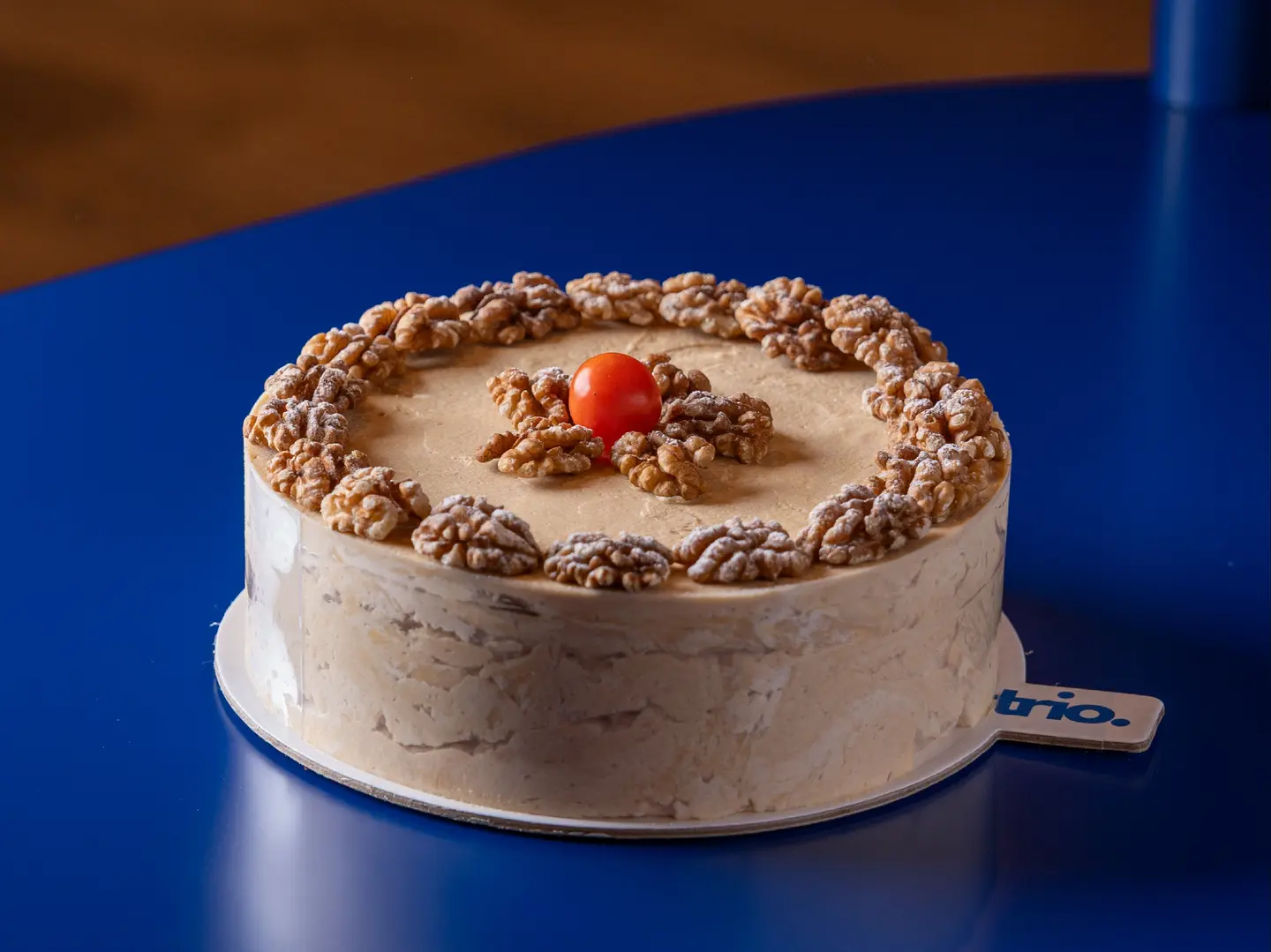 كيك الحمص مع الجوز