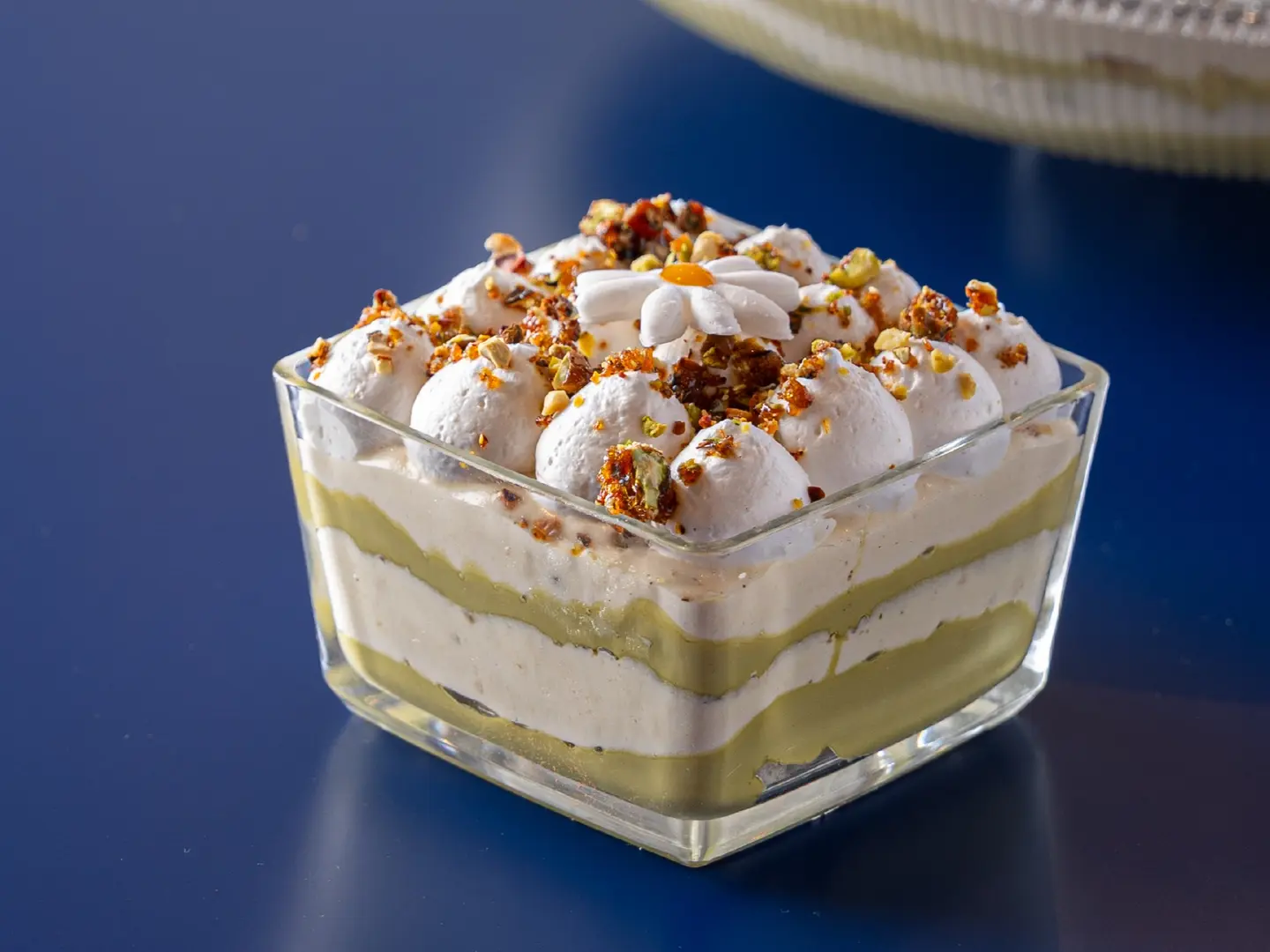 رهش بالفستق