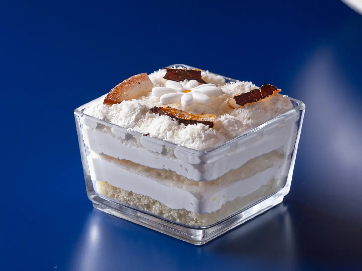 جوز هند مع باشن فروت ترايفل خالي من الجلوتين